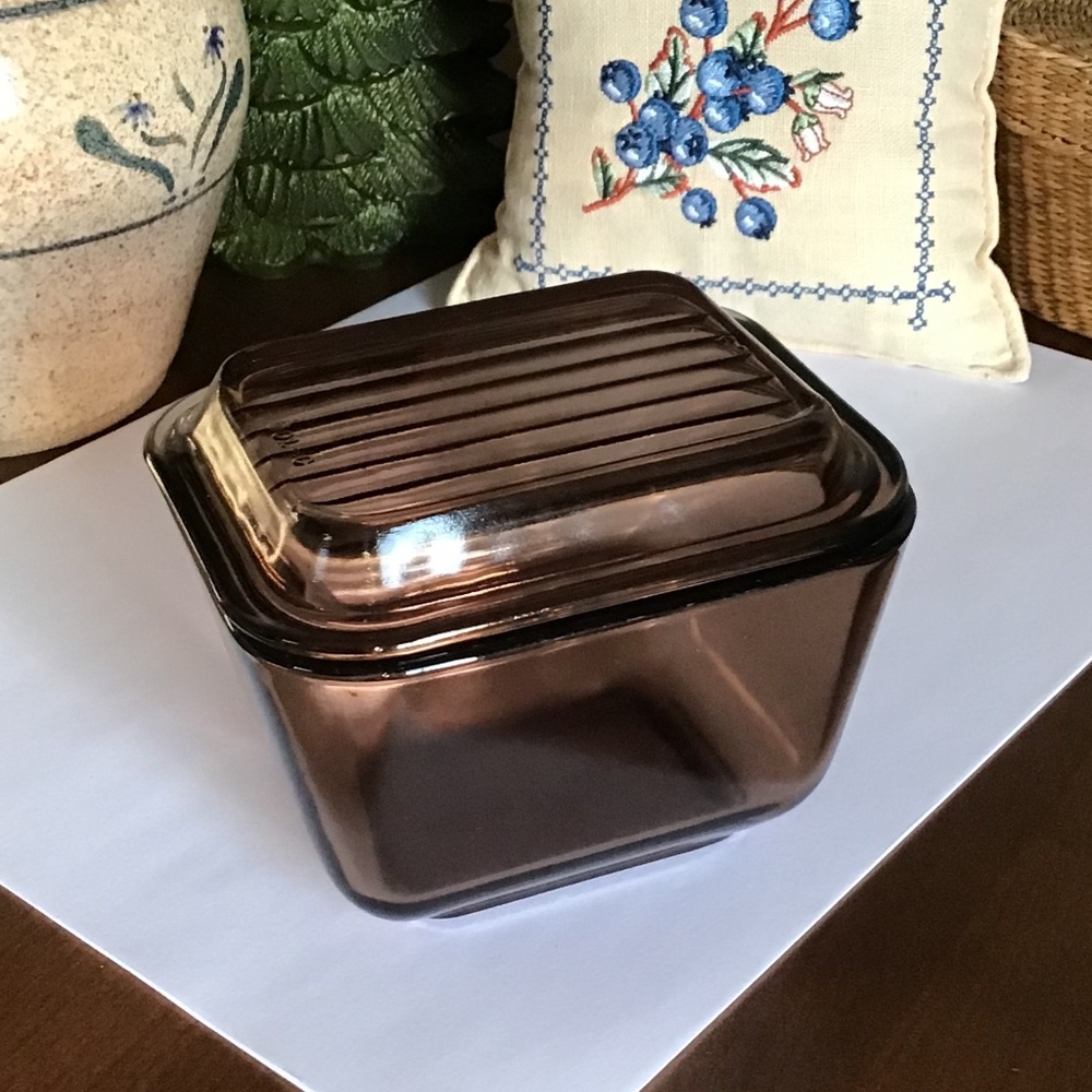 Pyrex Vintage Refrigerator Dish with Lid Amber EUC Corning Visions - Picture 14 of 14